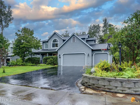 16953 Yellowstone Dr, Eagle River, AK 99577