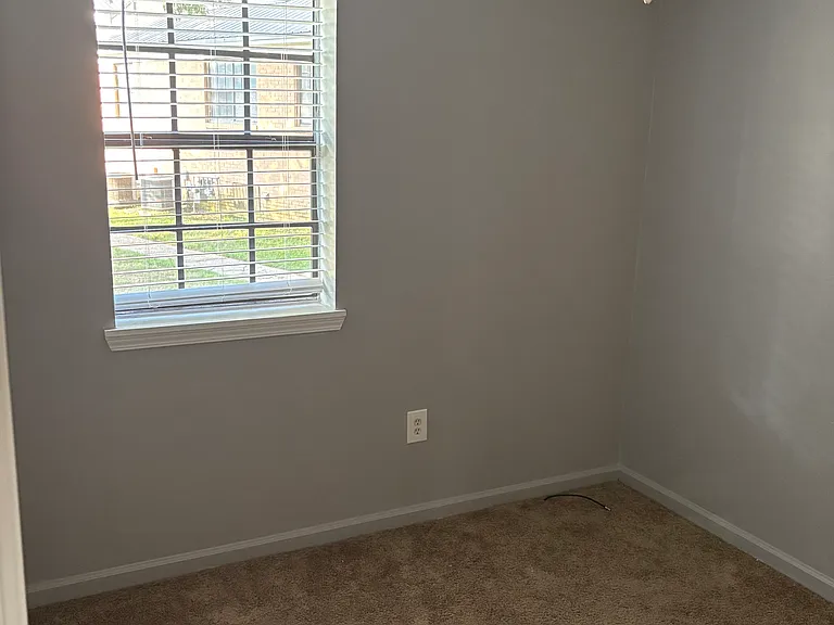 901 Hargrove Rd #13C — Photo 11