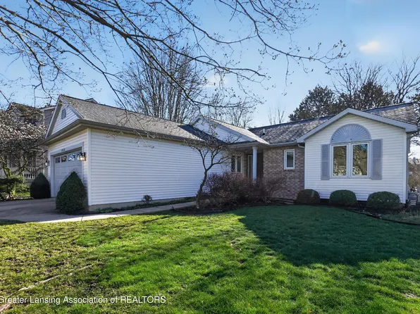 3958 Sun Rapids Dr, Okemos, MI 48864