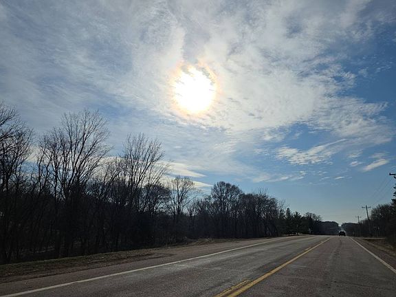 5th image of 2916 W 220th St