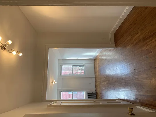 Rented by Flatiron Real Estate Advisors LLC | media 6