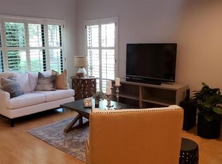 1113 Vanderbilt Way, Sacramento, CA 95825