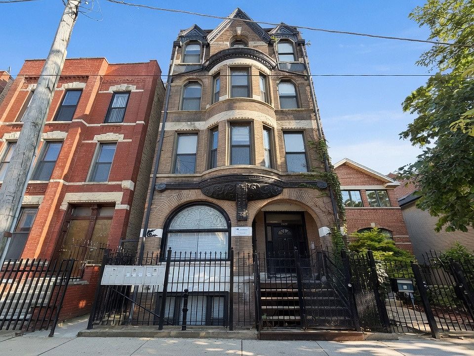 1st image of 1337 W Huron St APT 3R