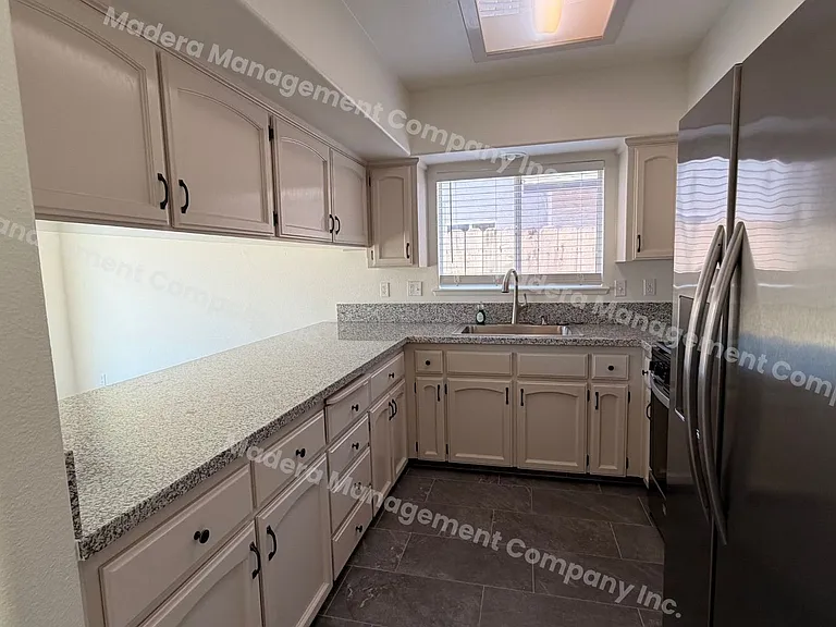 636 Macadamia Ave — Photo 9