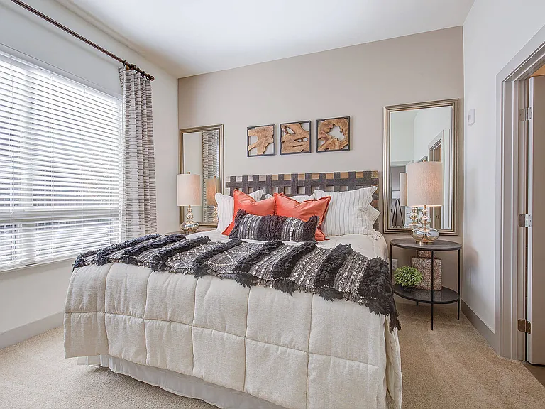 Lush carpeting in the bedroom