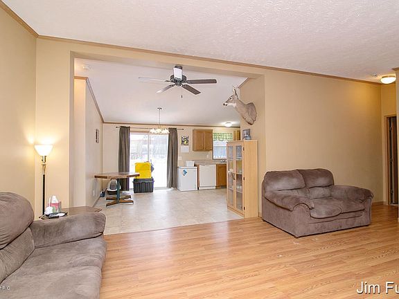 5th image of 12650 S Meadow Ln