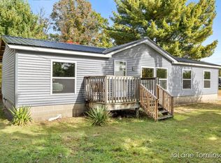 4277 E Croton Dr, Newaygo, MI 49337