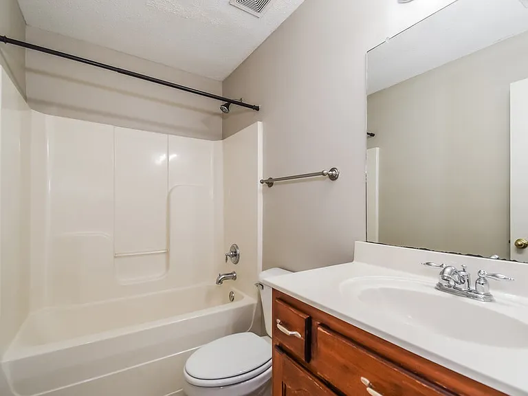 8181 Martin Dr — Photo 17