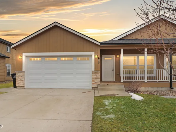 628 40th St E, Williston, ND 58801