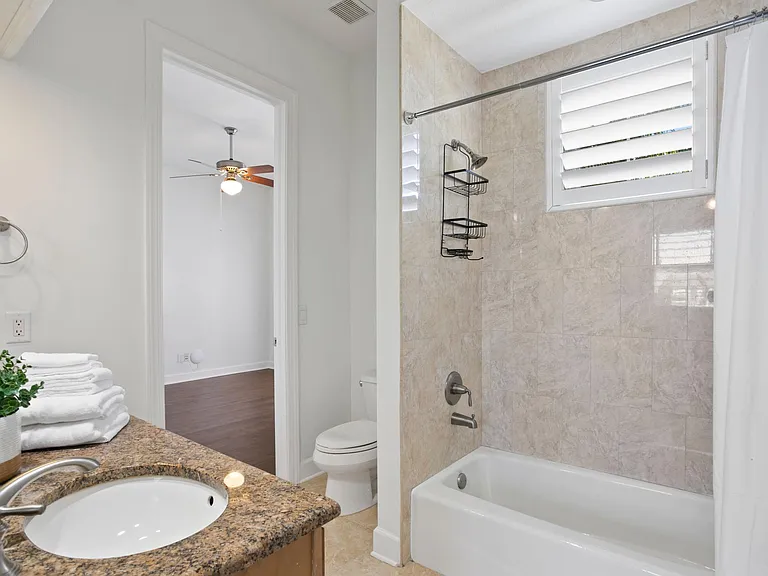 4130 Causeway Vista Dr — Photo 15