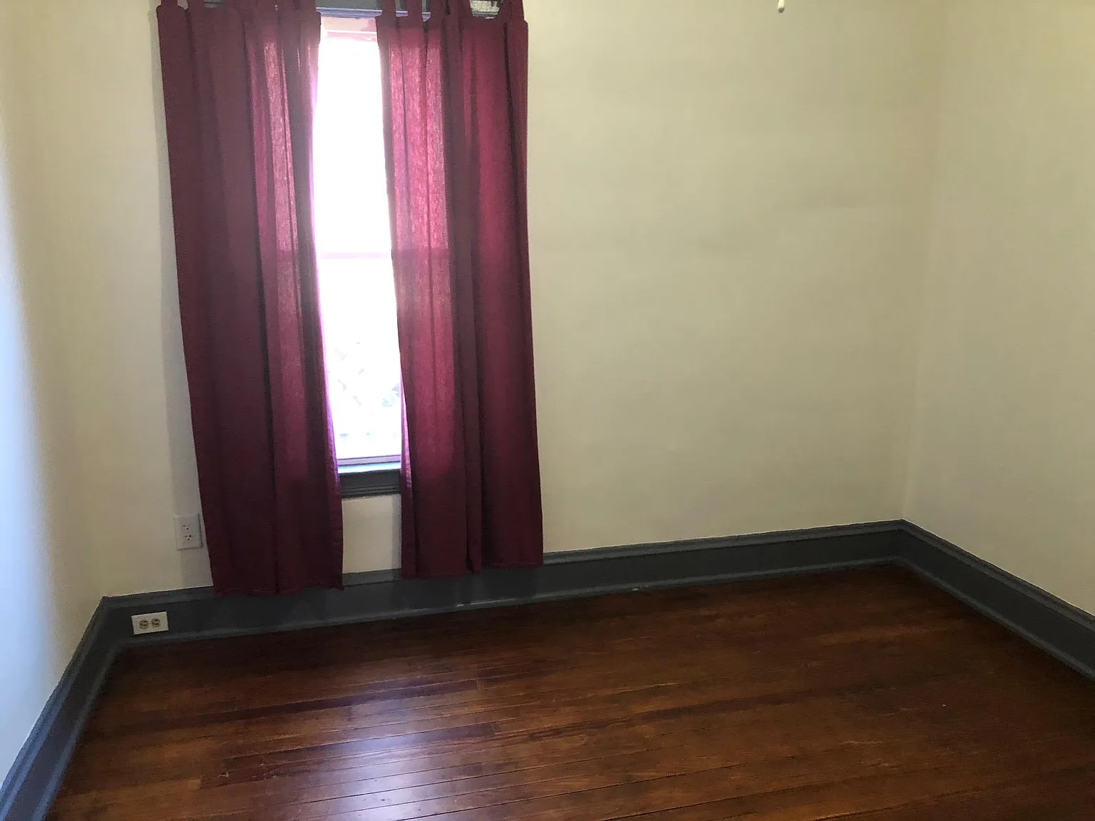 2 bed, 1000 sqft, $1,195 — Photo 1