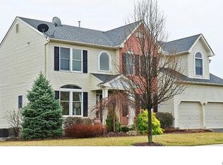 2219 Evening Sun Rd, Nazareth, PA 18064