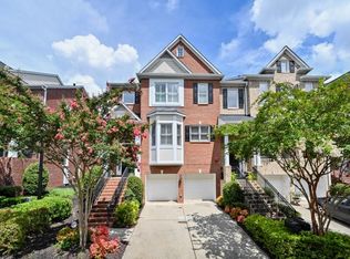 5872 Riverstone Cir #14, Atlanta, GA 30339