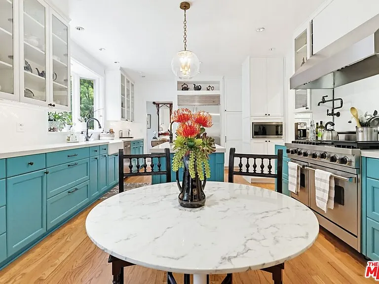 516 S Rimpau Blvd — Photo 27