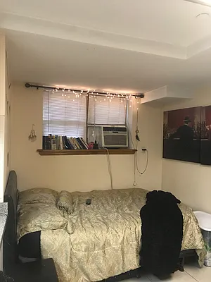 Rented by Realty 2000 Corp | media 6