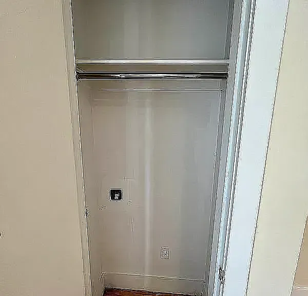 570 Evergreen Ave #2A — Photo 4