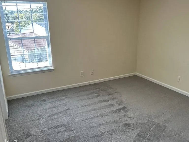 242 Summit Park Ct — Photo 23