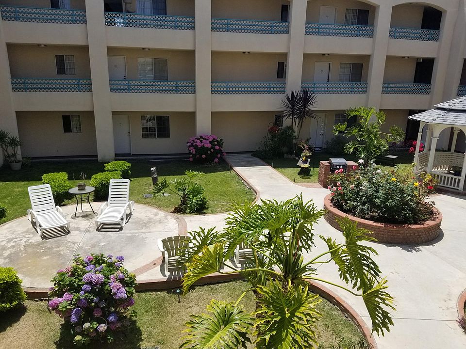 1st image of 3775 Beethoven St #28