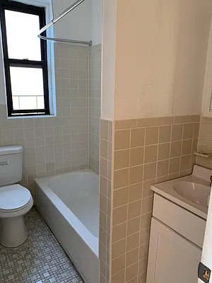 Rented by Crosstown Apartments NYC | media 13