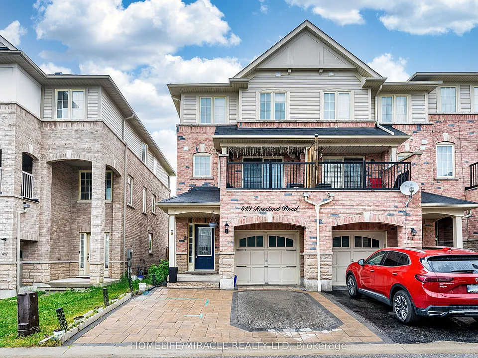 419 Rossland Rd E