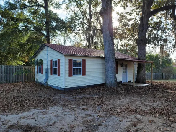 507 Elm St, Florala, AL 36442
