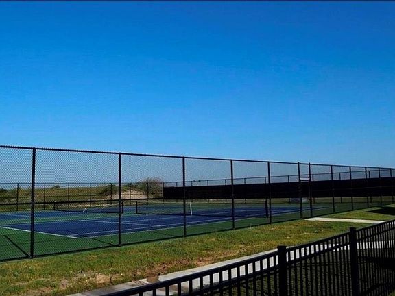 5th image of 3210 Bay Ridge Dr