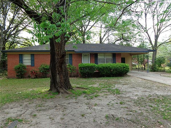 908 Crawford