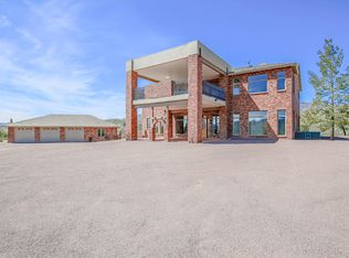 33400 S Ridgeway Rd, Black Canyon City, AZ 85324