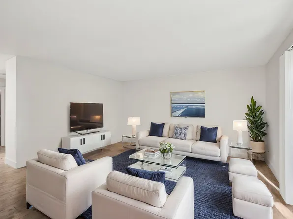 Beverly Grove Apartments