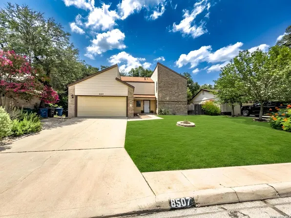 8507 TIMBER CREST ST, San Antonio, TX 78250