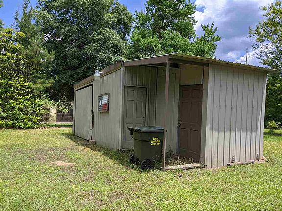 5th image of 298 Lake Camelot Cir