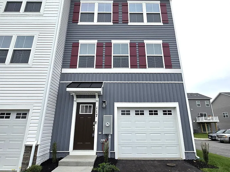 117 Lakota St — Photo 2