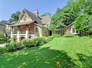 542 Deerpath Rd, Glen Ellyn, IL 60137