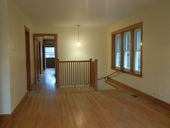 4th image of 1835 Kenilworth Ave #1