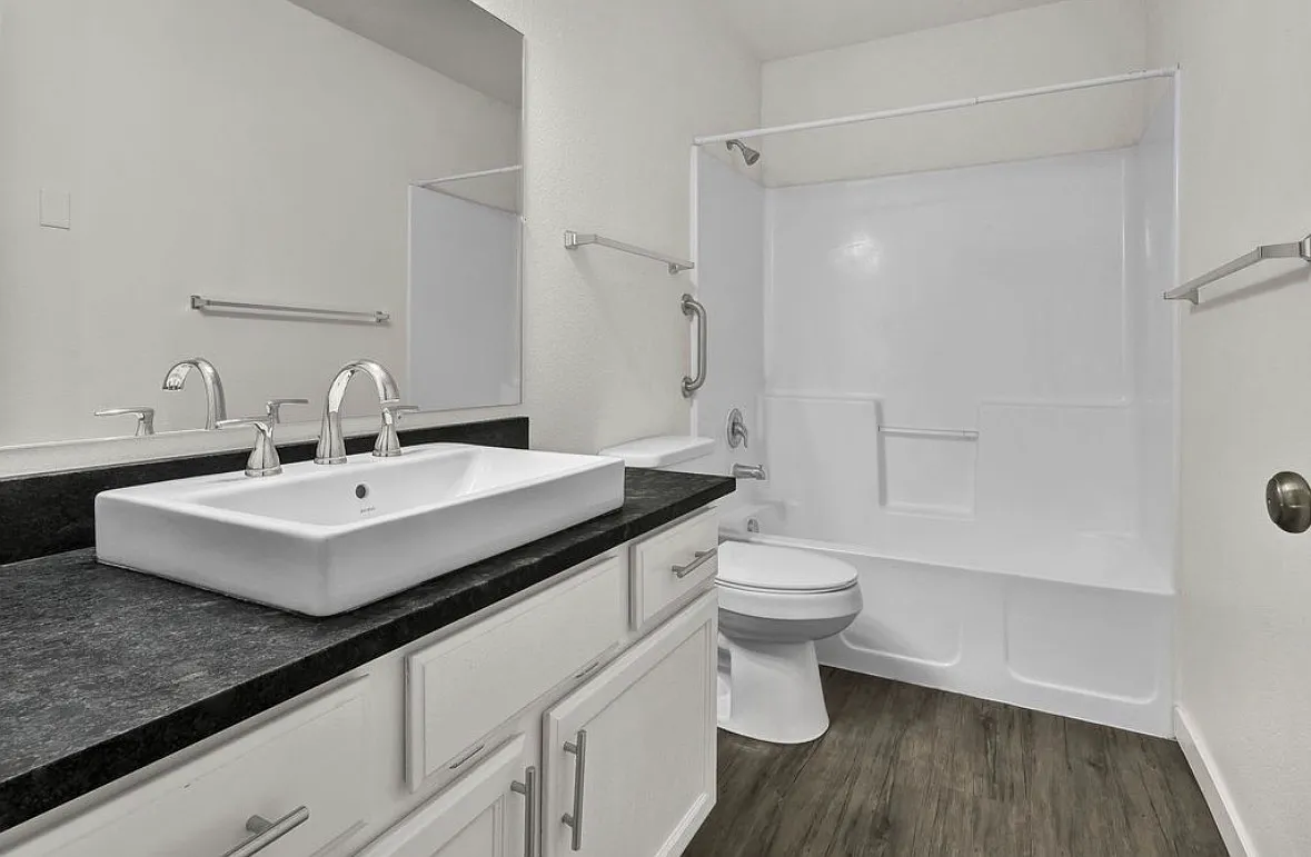 70 South 2nd Street - 206 — Photo 3