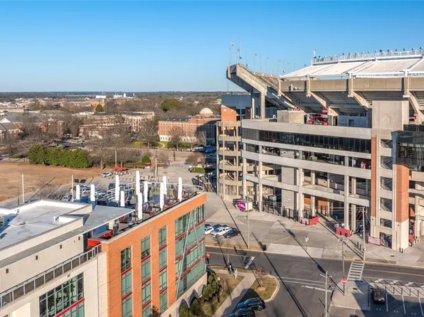 1150 8th St #Penthouse 8, Tuscaloosa, AL 35401