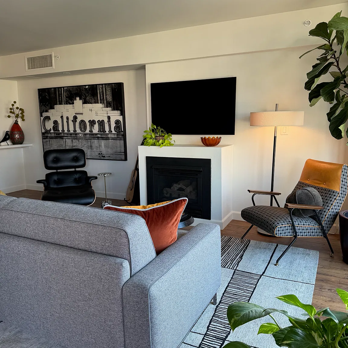 1 bed, 879 sqft, $4,250 — Photo 4