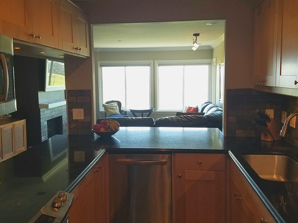 1st image of 2243 Pacific Ave #13