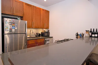 Rented by R New York
