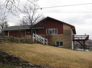 5617 High Meadow Cir, Manhattan, KS 66503