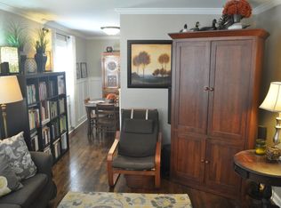 107 S Iris St, Alexandria, VA 22304