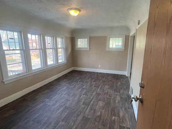 2421-2423 W Finn Pl