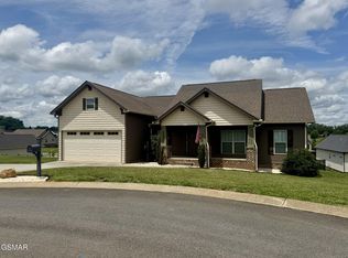 2899 Alden Glenn Ct, Sevierville, TN 37862