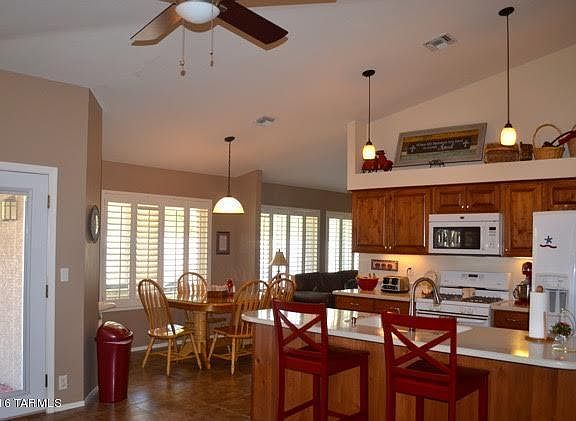 3rd image of 1140 W Panorama Ln