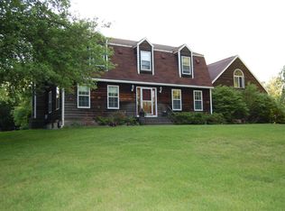 88 Town Farm Rd, New Milford, CT 06776