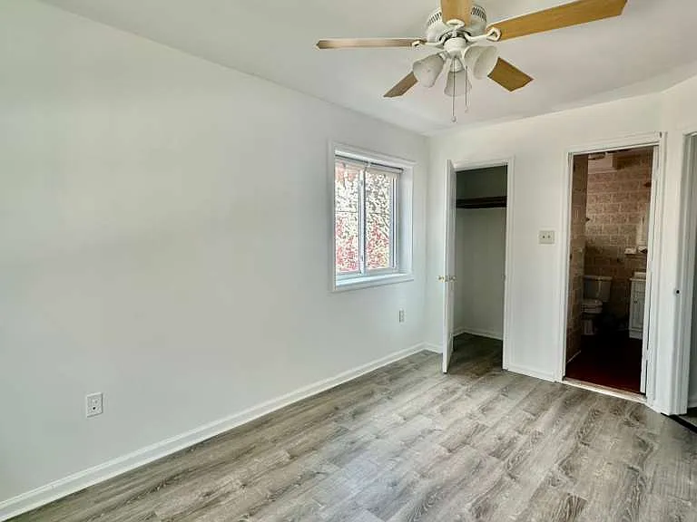 13-04 Dinsmore Ave #2 — Photo 9