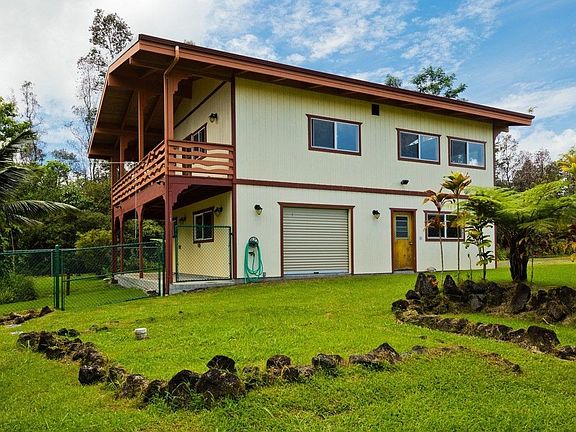 3rd image of 923 Kukuau St