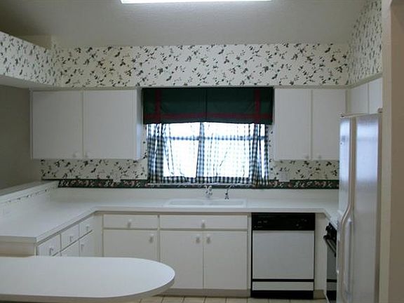 2nd image of 17617 Nathans Dr