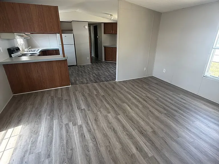 326 Orange St — Photo 1