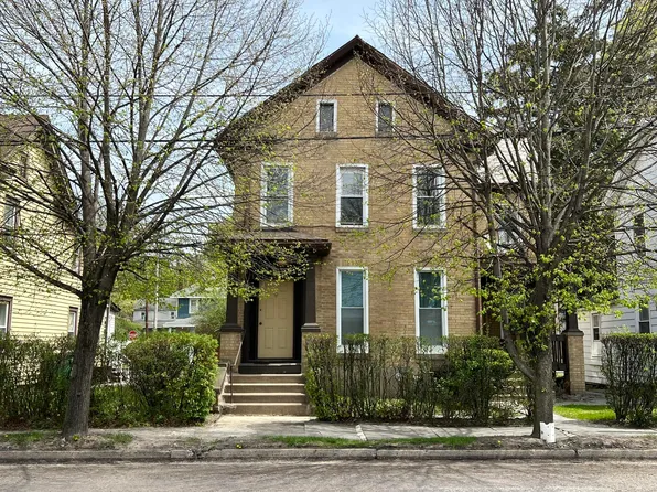 206 N Courtland St, East Stroudsburg, PA 18301